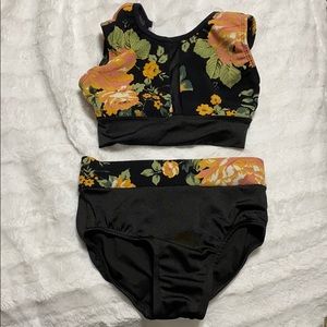Dance 2 piece